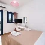 Caldera Heights Apartment Akrotírion